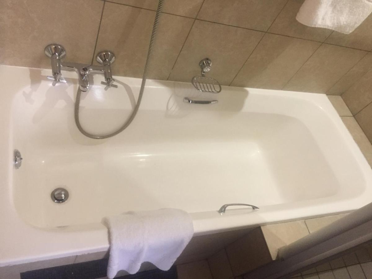 Mabungubwe Hotel Apartments - Home Away From Home Johannesburg Esterno foto