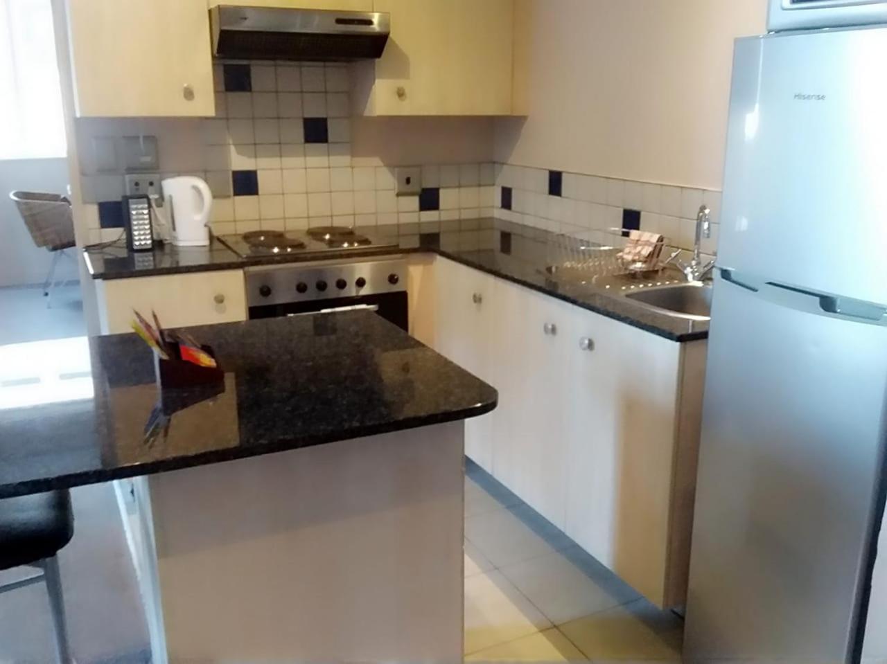 Mabungubwe Hotel Apartments - Home Away From Home Johannesburg Esterno foto